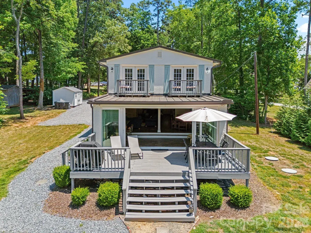 383 Sundown Road Mooresville NC 28117