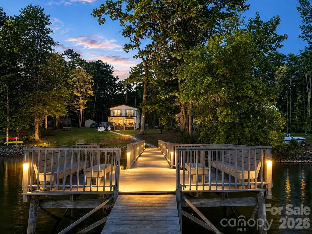 383 Sundown Road Mooresville NC 28117