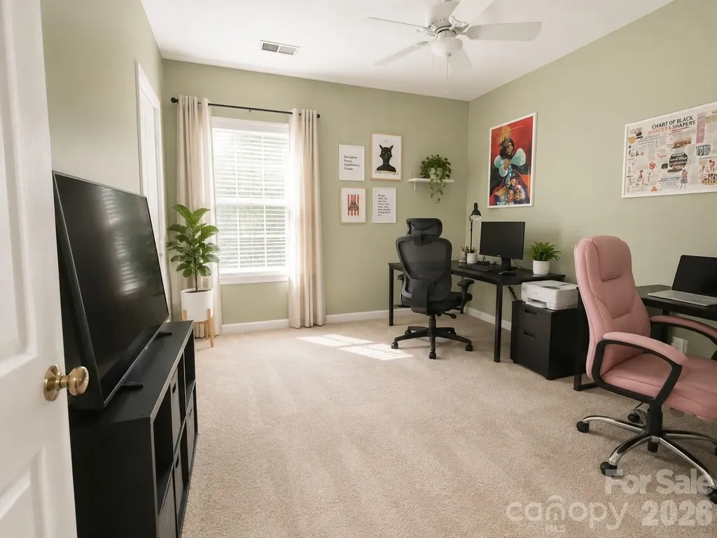 9813 Hyde Glen Court Charlotte NC 28262