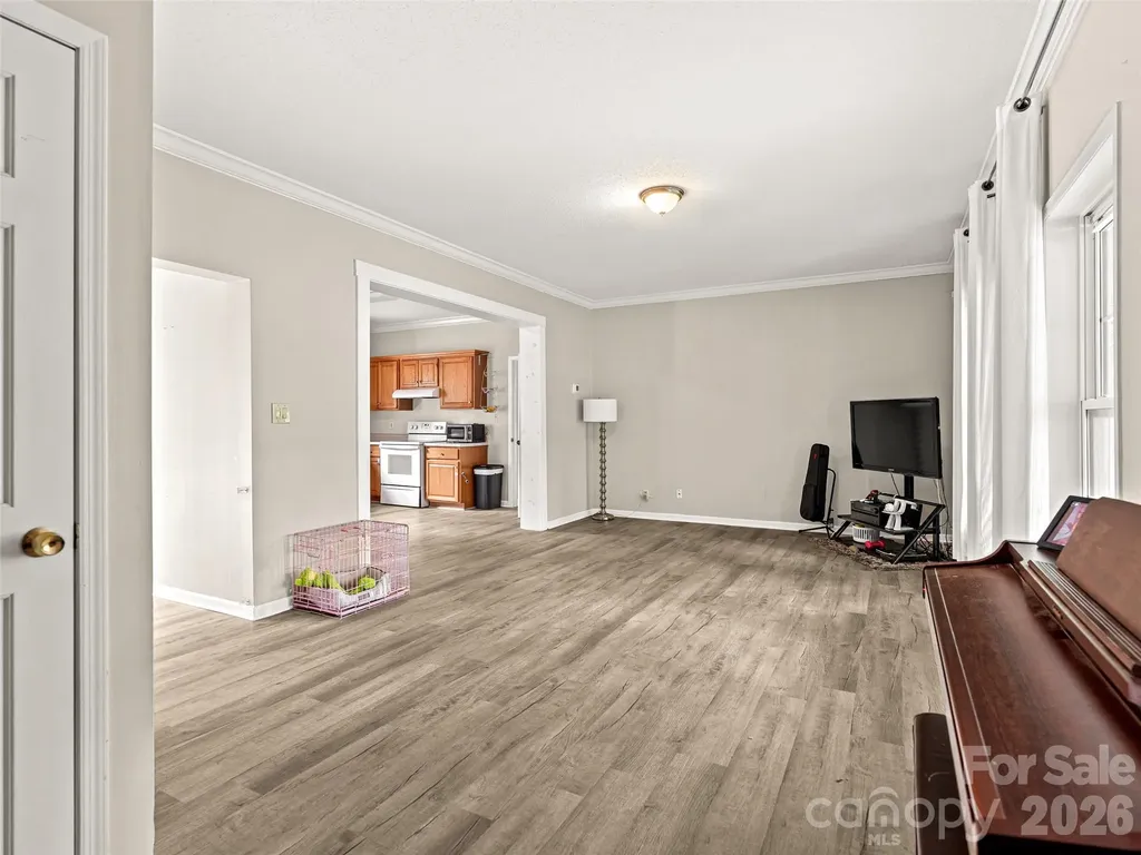 17 Captains Drive Candler NC 28715