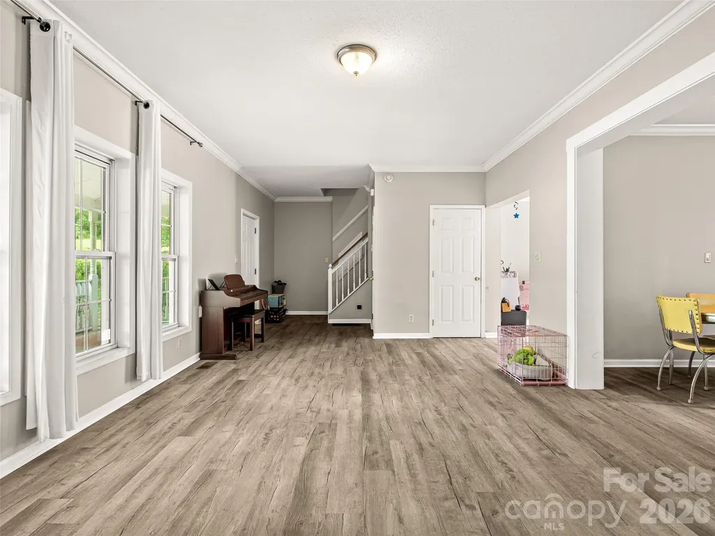 17 Captains Drive Candler NC 28715