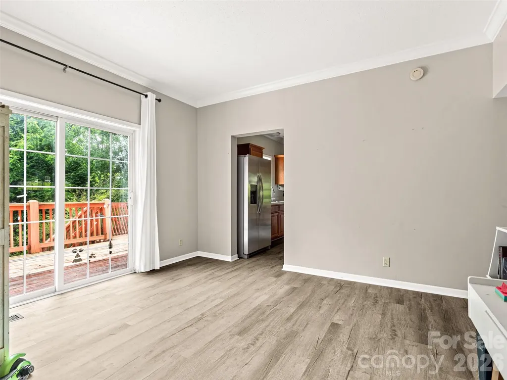 17 Captains Drive Candler NC 28715
