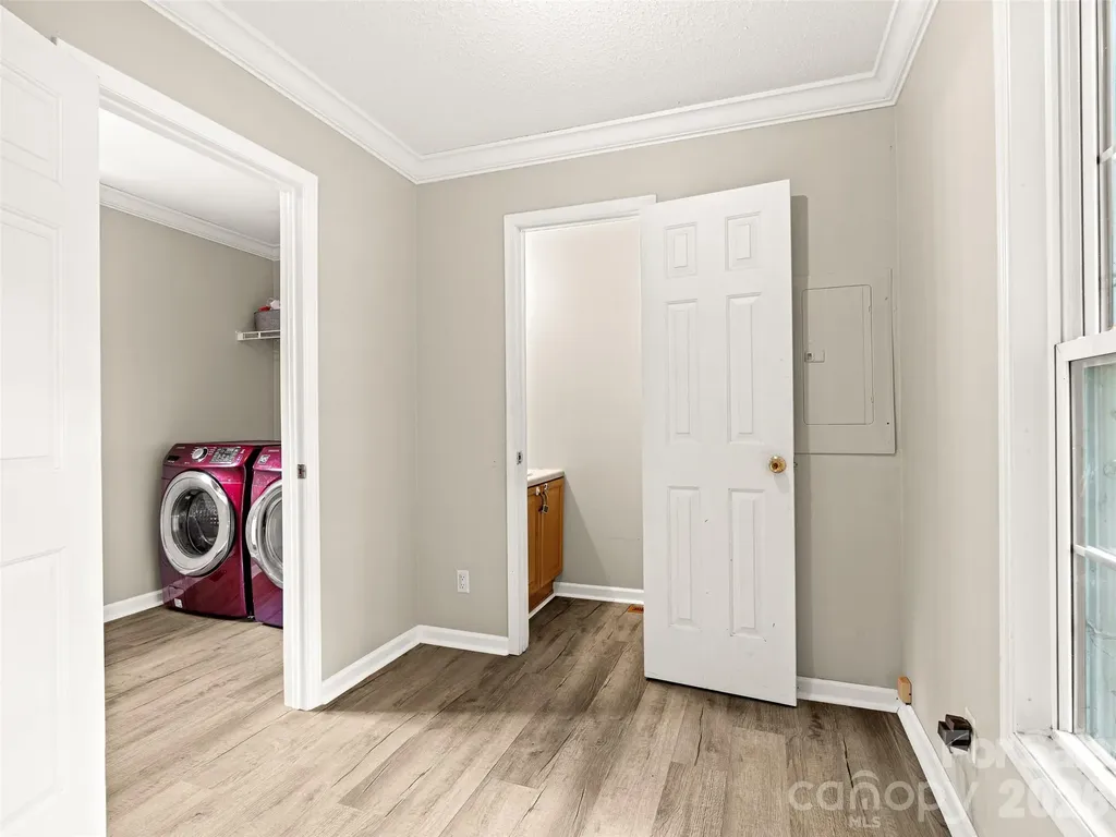 17 Captains Drive Candler NC 28715