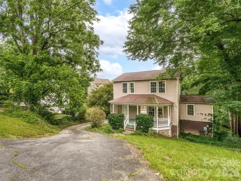 17 Captains Drive Candler NC 28715