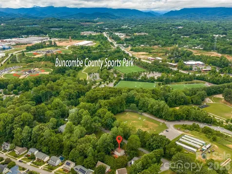 17 Captains Drive Candler NC 28715