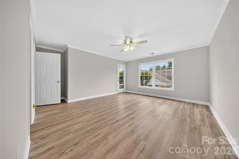 2405 Quail Lake Drive Charlotte NC 28210