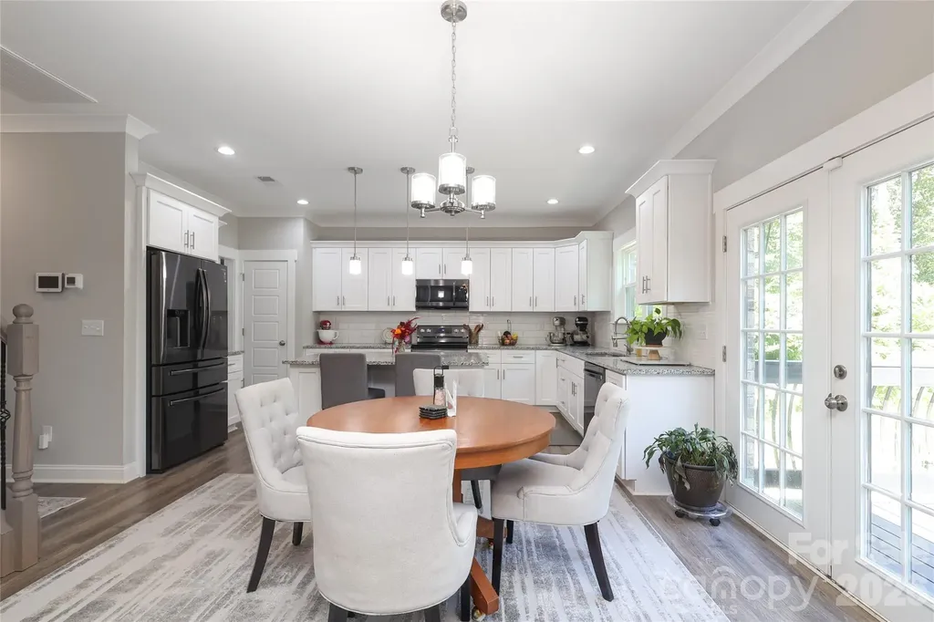 10105 Greenwood Court Charlotte NC 28215