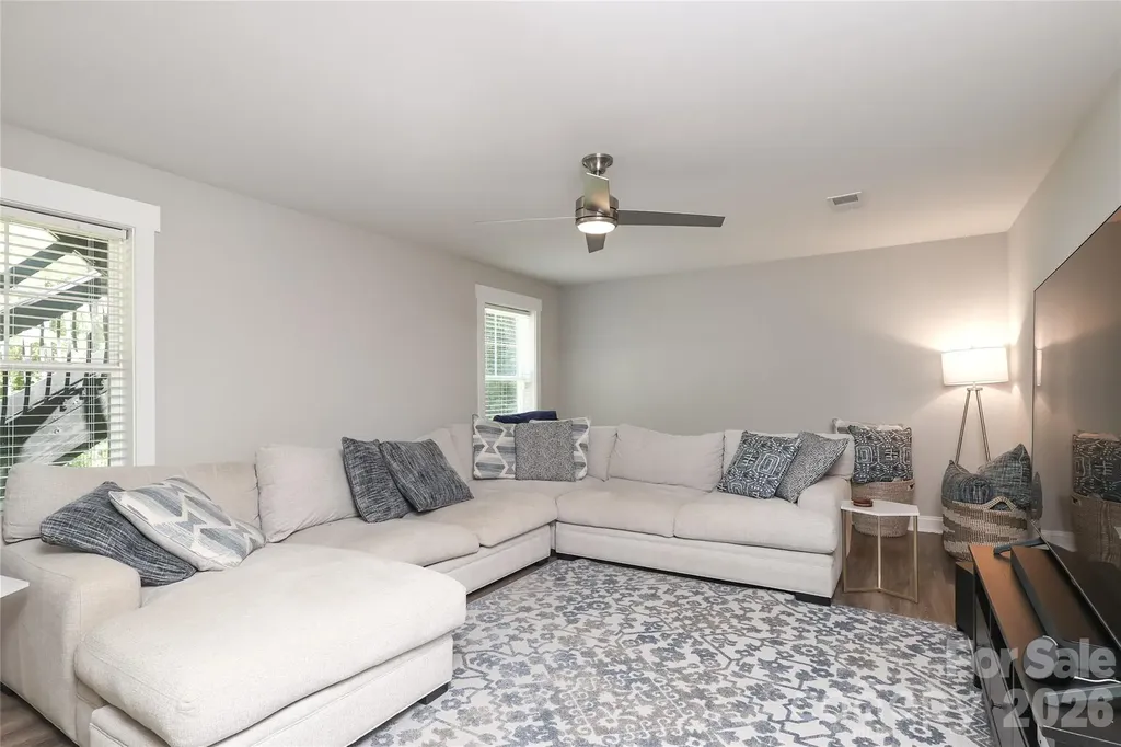 10105 Greenwood Court Charlotte NC 28215