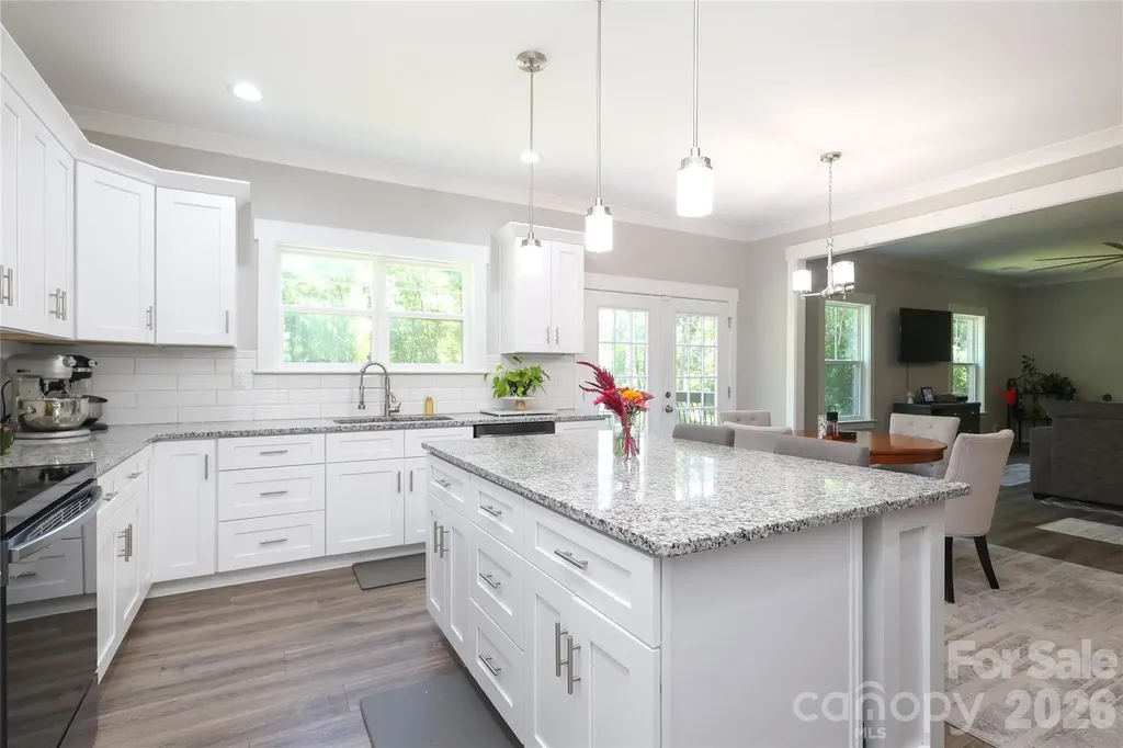 10105 Greenwood Court Charlotte NC 28215