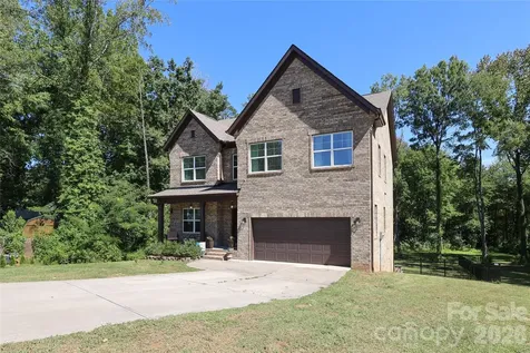 10105 Greenwood Court Charlotte NC 28215