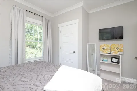 10105 Greenwood Court Charlotte NC 28215