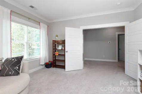 10105 Greenwood Court Charlotte NC 28215
