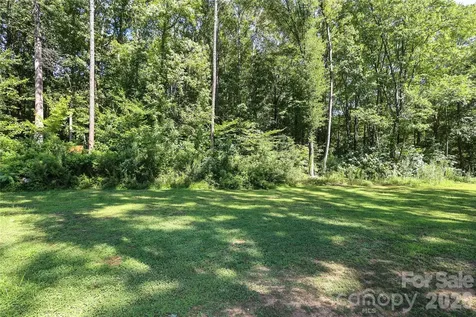 10105 Greenwood Court Charlotte NC 28215