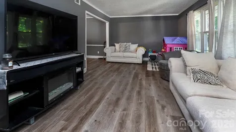 4900 Carriage Drive Circle Charlotte NC 28205