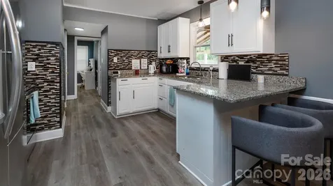 4900 Carriage Drive Circle Charlotte NC 28205