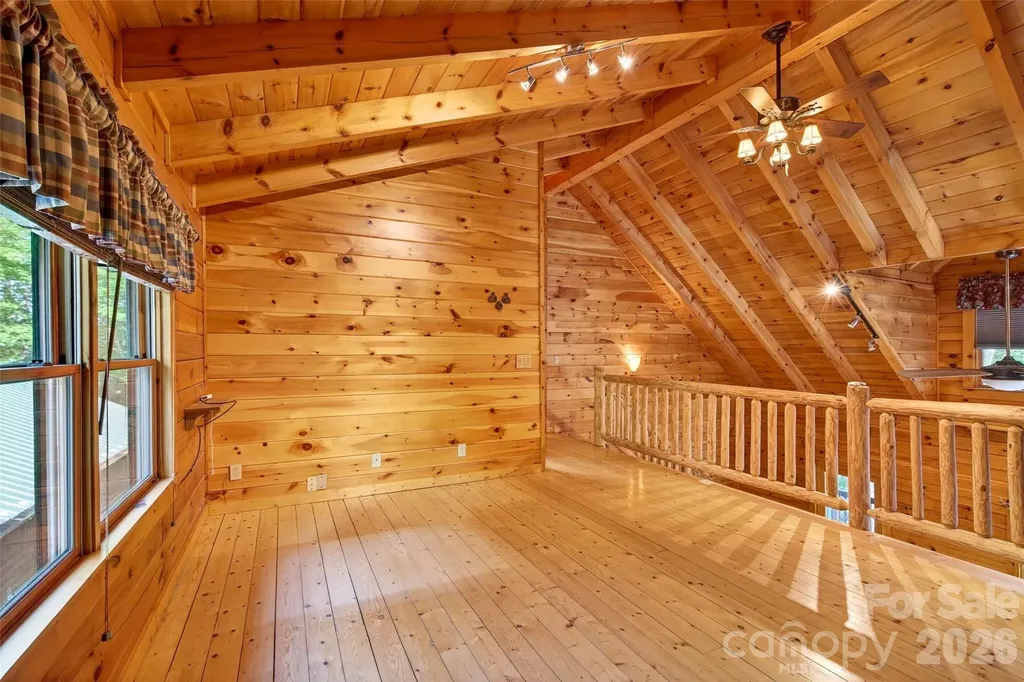 545 Mountain Crest Drive S Marion NC 28752
