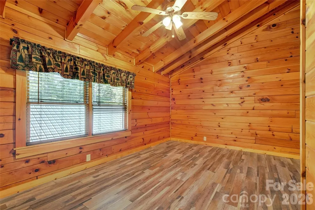 545 Mountain Crest Drive S Marion NC 28752