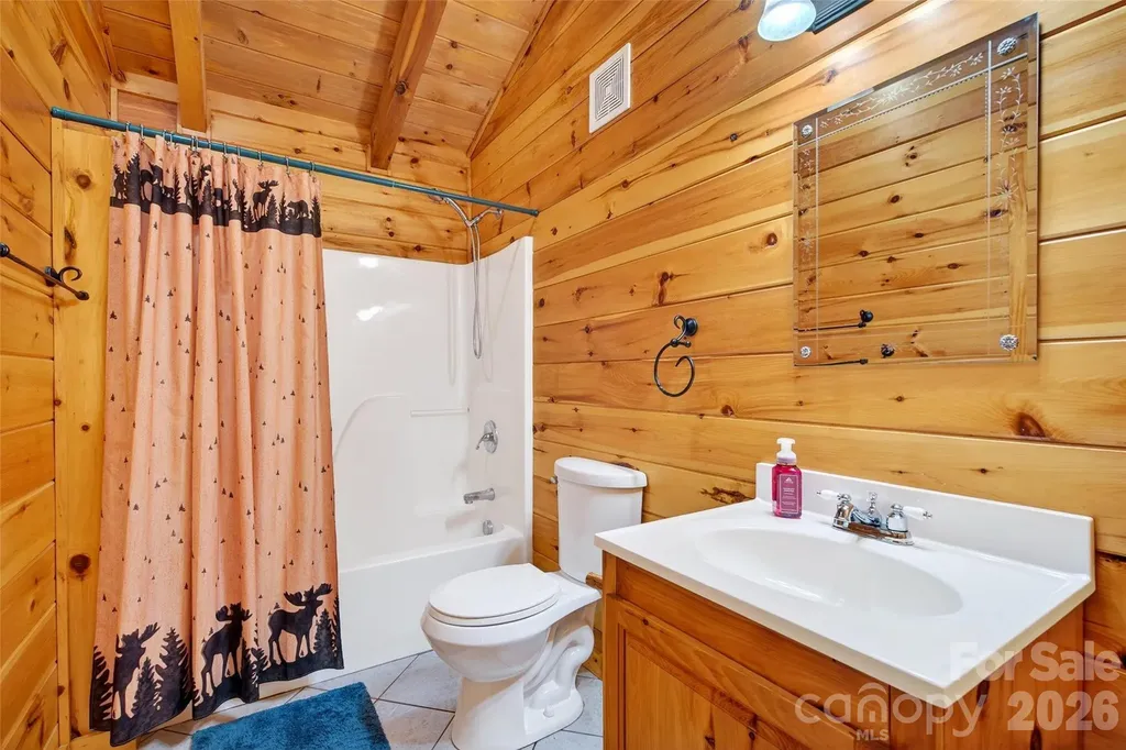 545 Mountain Crest Drive S Marion NC 28752