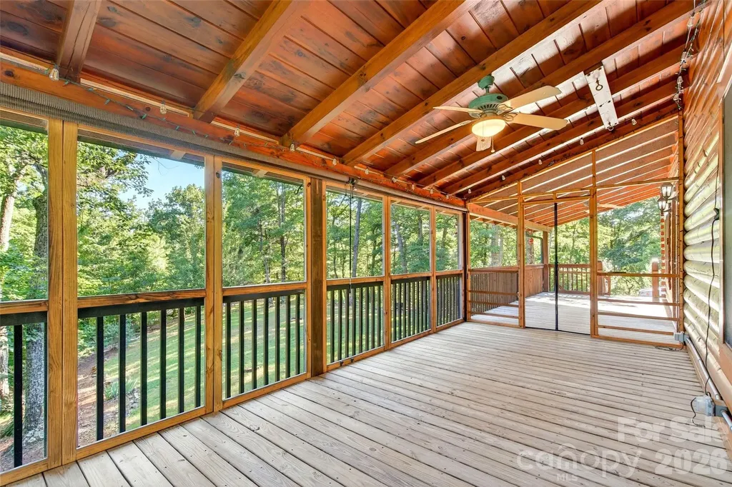 545 Mountain Crest Drive S Marion NC 28752