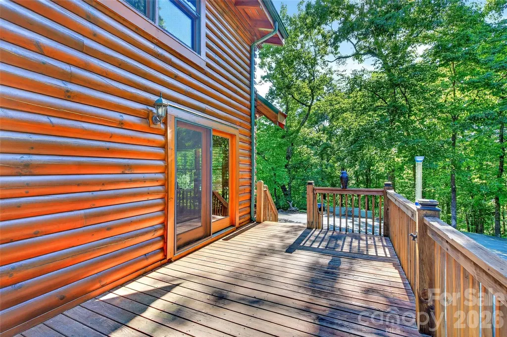 545 Mountain Crest Drive S Marion NC 28752