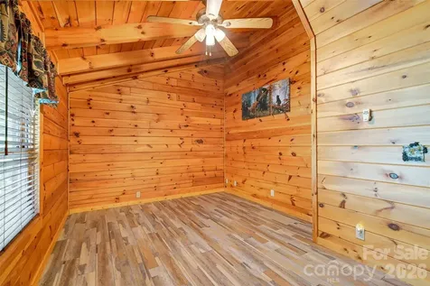 545 Mountain Crest Drive S Marion NC 28752