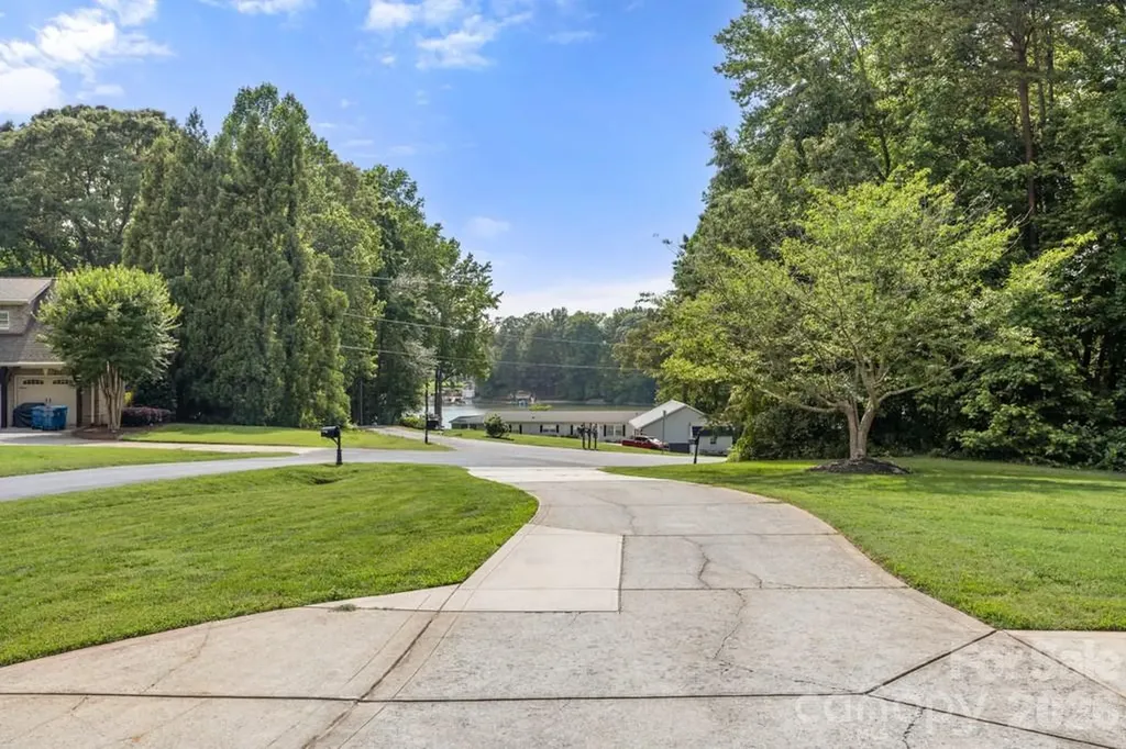 4266 Barbrick Street Sherrills Ford NC 28673