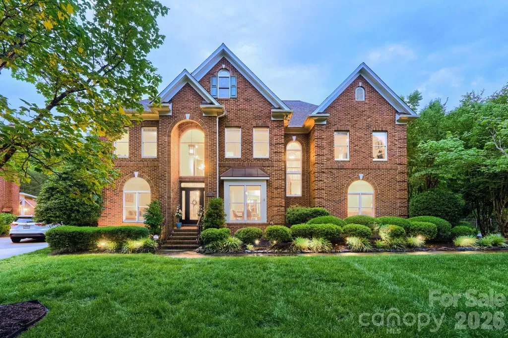 6605 Saunton Court Charlotte NC 28277