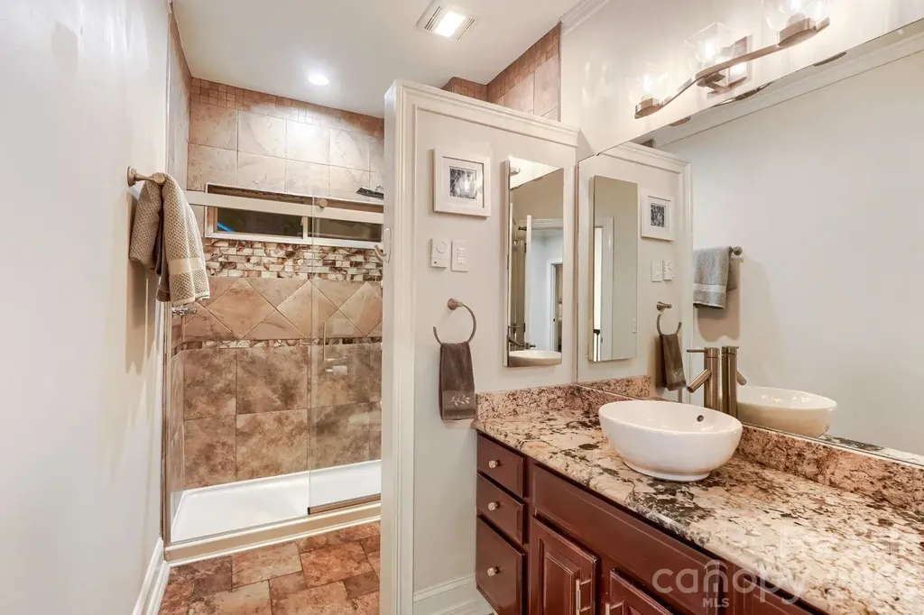 6605 Saunton Court Charlotte NC 28277