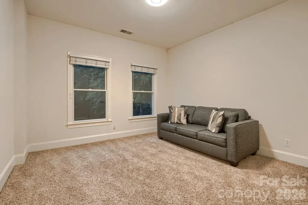 6605 Saunton Court Charlotte NC 28277