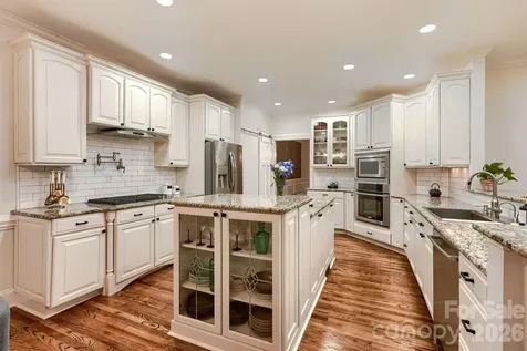 6605 Saunton Court Charlotte NC 28277