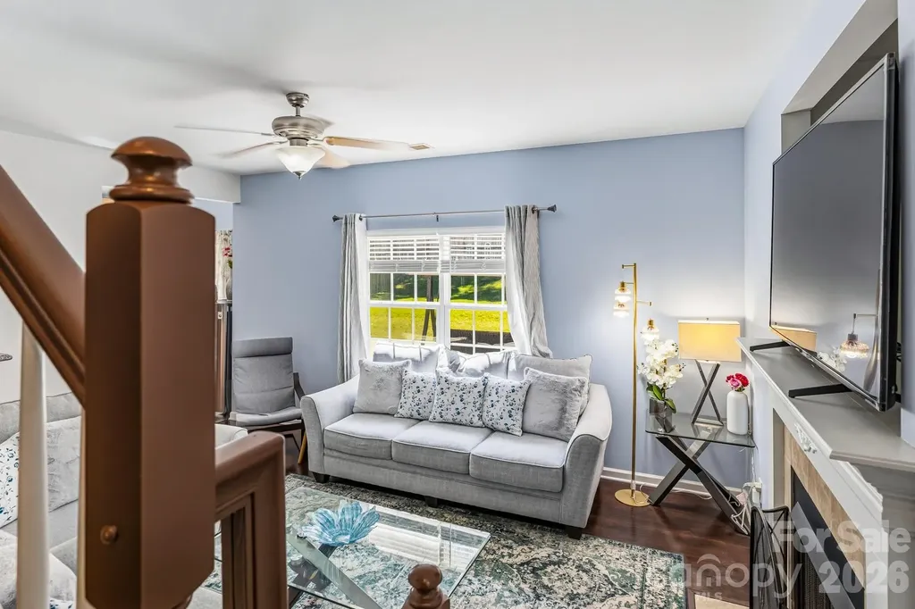 4816 Delprado Circle Charlotte NC 28216