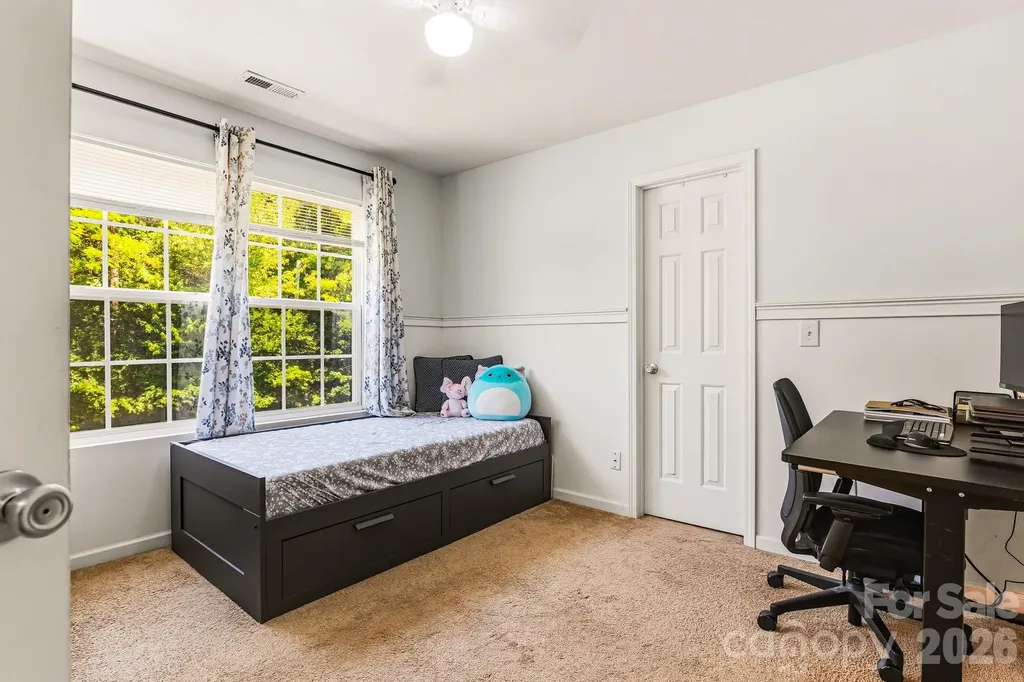 4816 Delprado Circle Charlotte NC 28216