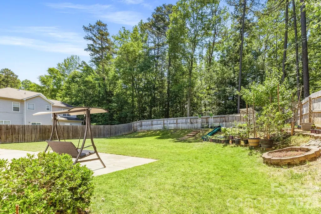 4816 Delprado Circle Charlotte NC 28216