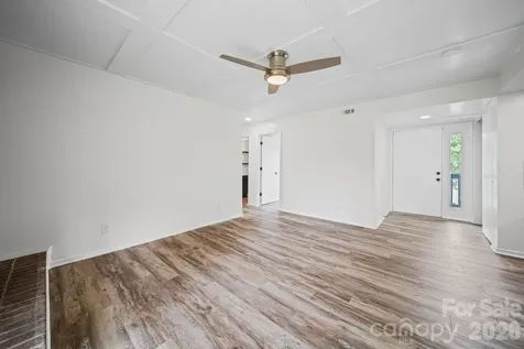 11023 Harrowfield Road Charlotte NC 28226