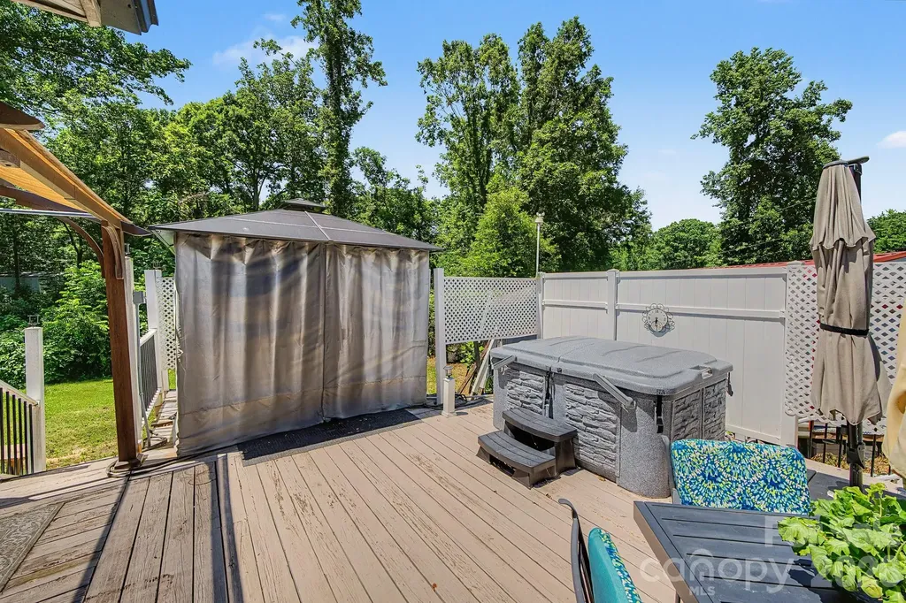 101 Charles Street Cherryville NC 28021