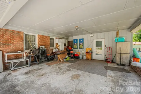 101 Charles Street Cherryville NC 28021