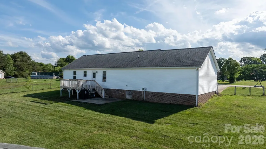 5068 Tonys Way Vale NC 28168