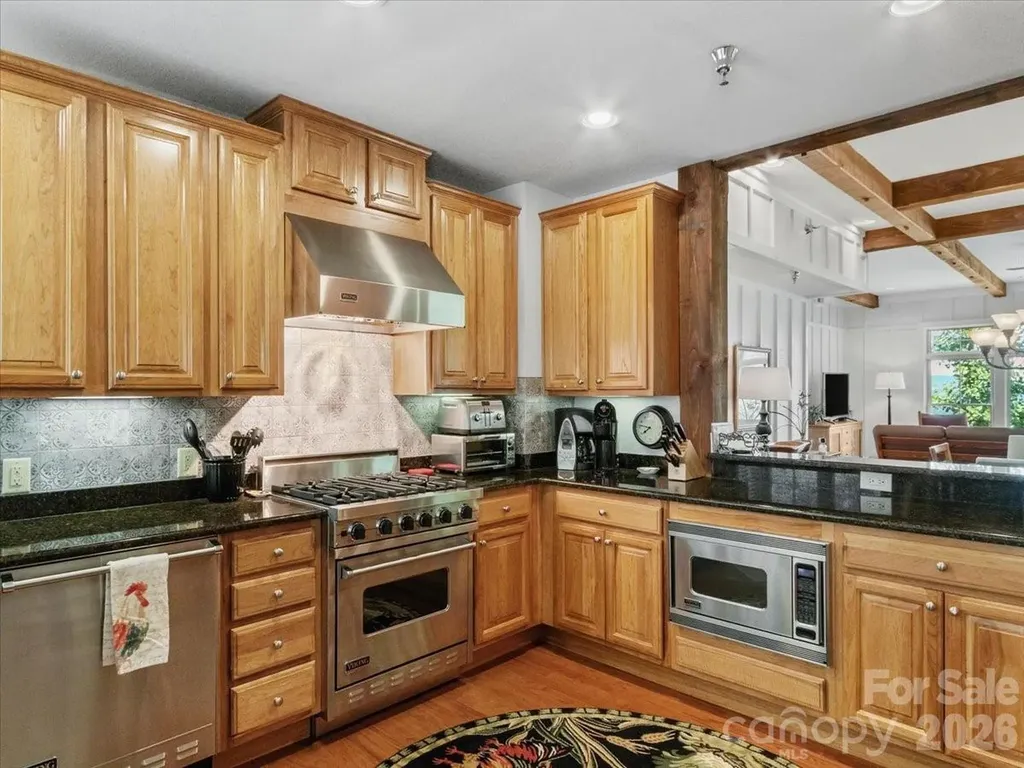 45 Creekside Way Burnsville NC 28714