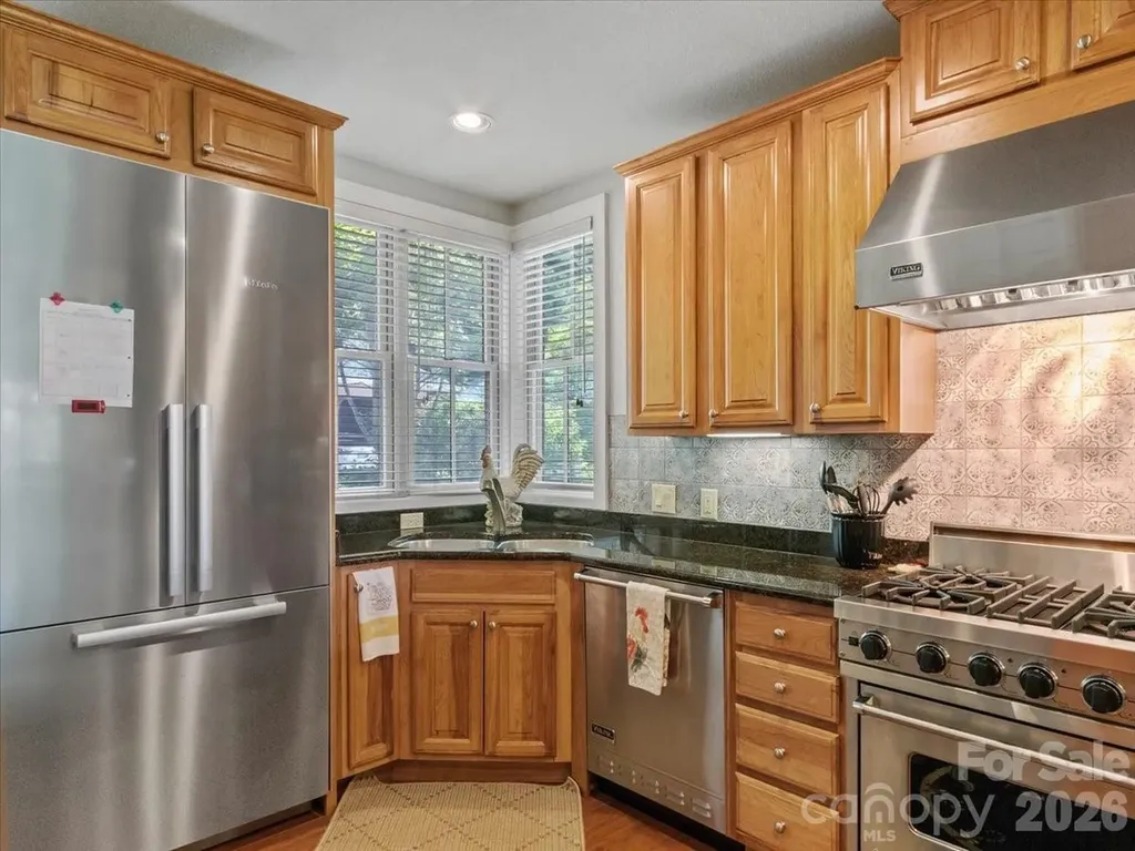 45 Creekside Way Burnsville NC 28714