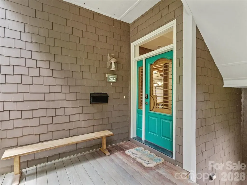 45 Creekside Way Burnsville NC 28714