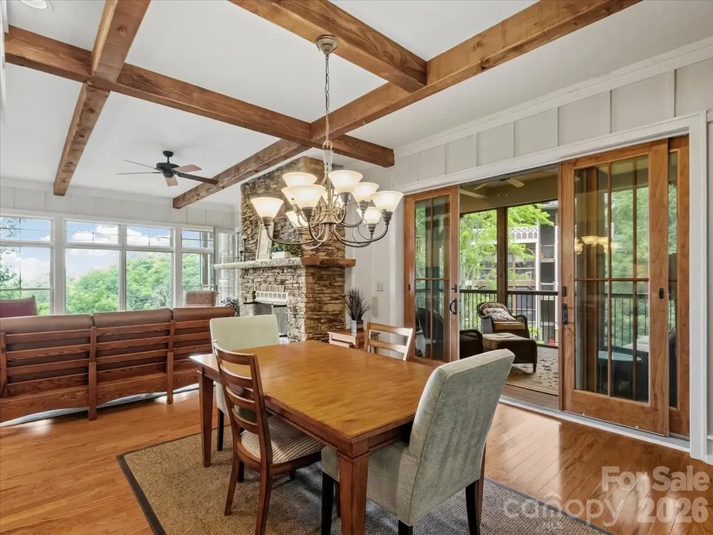 45 Creekside Way Burnsville NC 28714