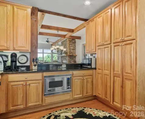 45 Creekside Way Burnsville NC 28714