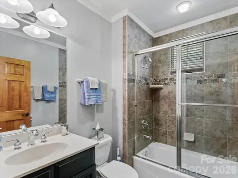 45 Creekside Way Burnsville NC 28714