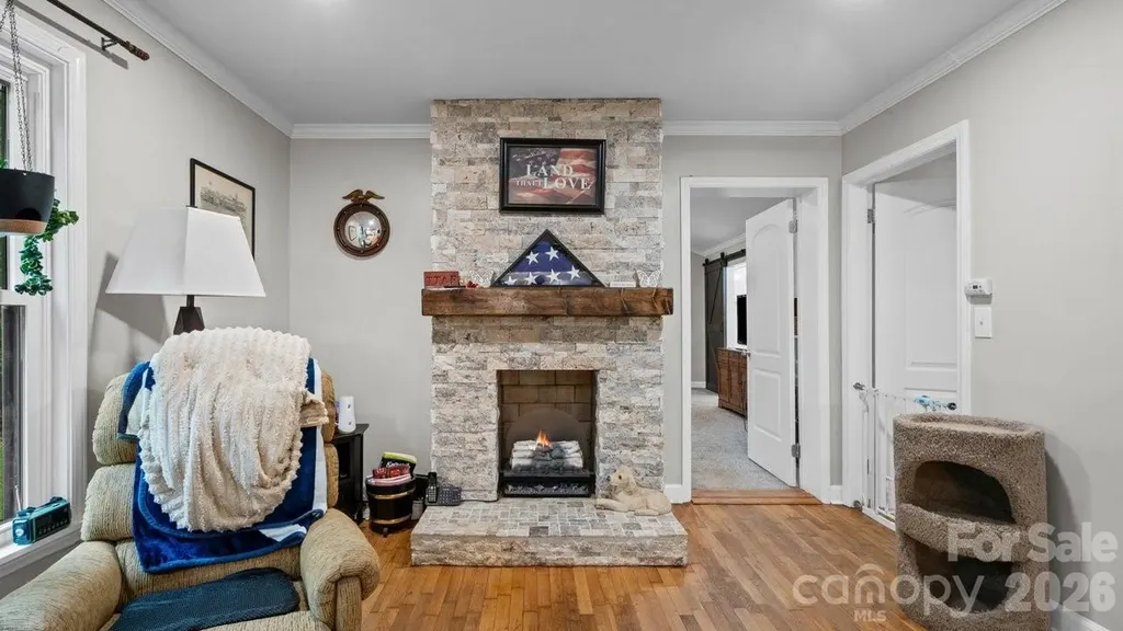 608 W 4th Avenue Gastonia NC 28052