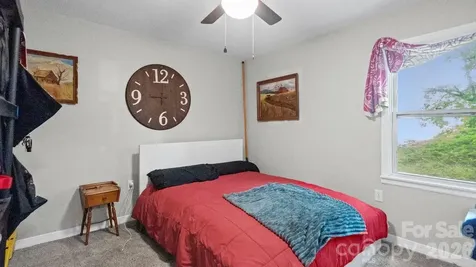608 W 4th Avenue Gastonia NC 28052