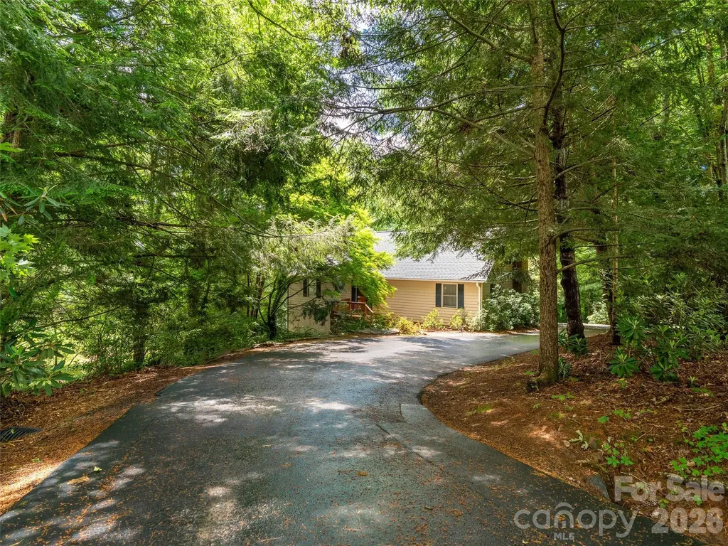 25 Blueberry Lane Fairview NC 28730