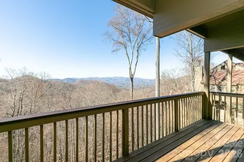 755 Andrew Banks Road Burnsville NC 28714