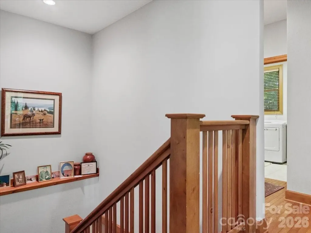 15 Ivy Point Lane Burnsville NC 28714