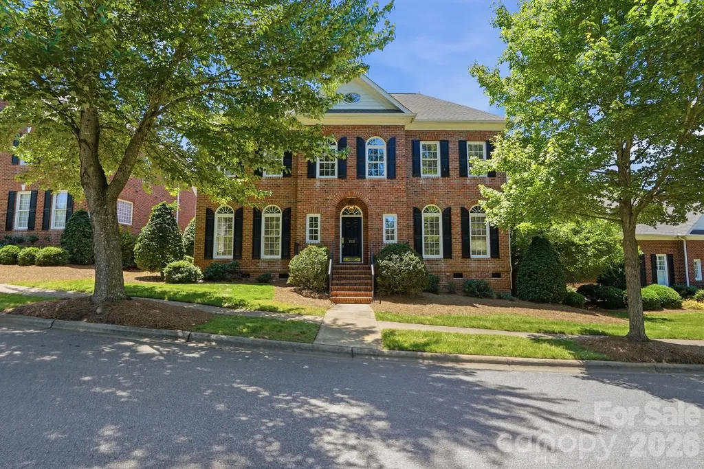 212 Hawthorne Park Avenue Belmont NC 28012