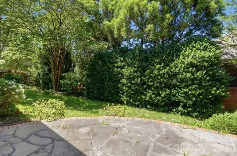 212 Hawthorne Park Avenue Belmont NC 28012